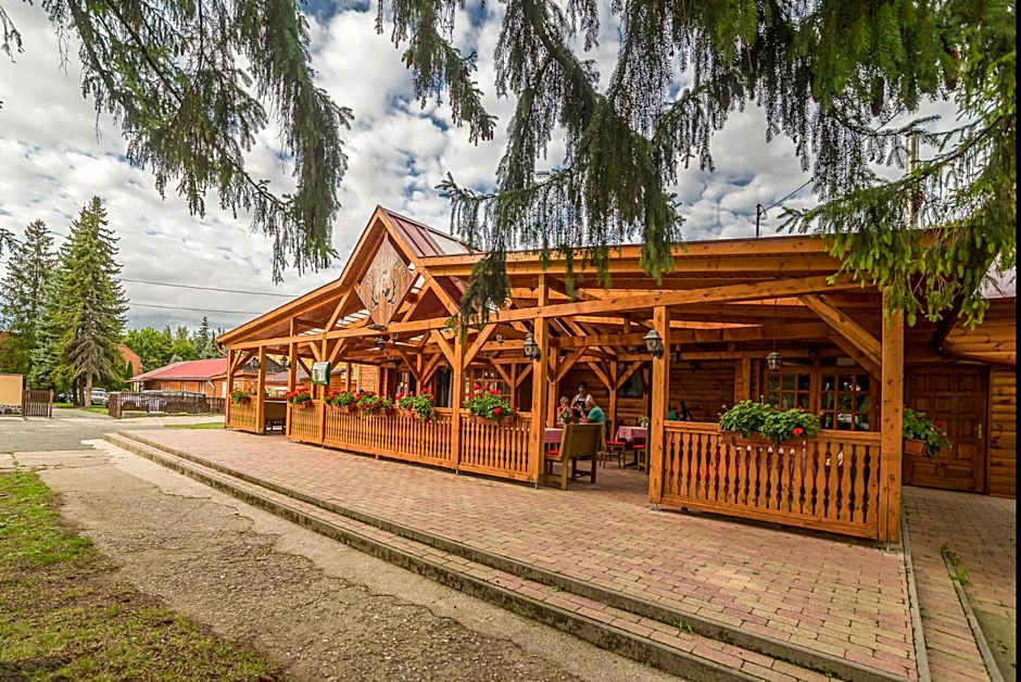 Lipicai Hotel és Étterem