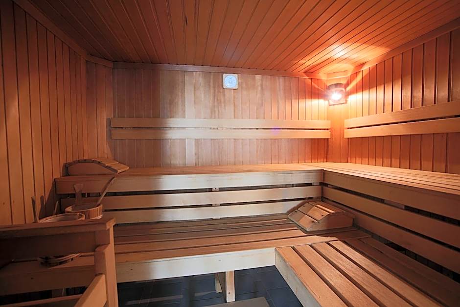 AKTIVHOTEL Weisser Hirsch