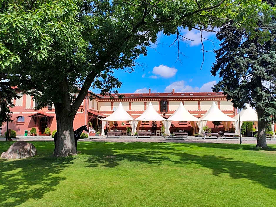 Hotel Sandro Silver & Spichlerz Antoniny