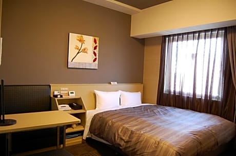 Double Room with Small Double Bed - Smoking