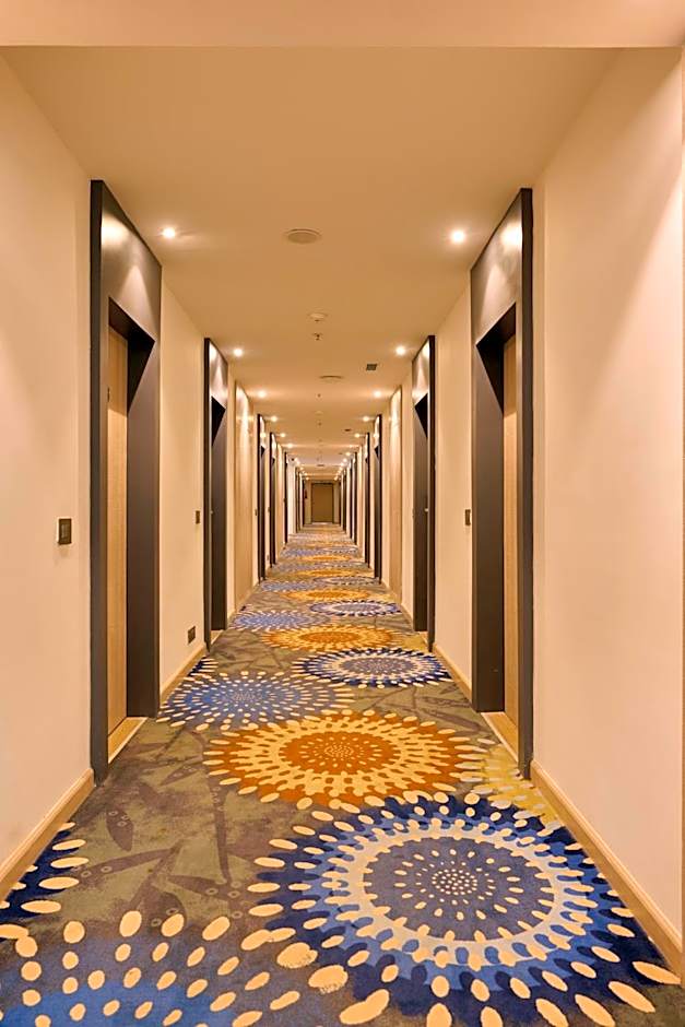 Delite Sarovar Portico Faridabad