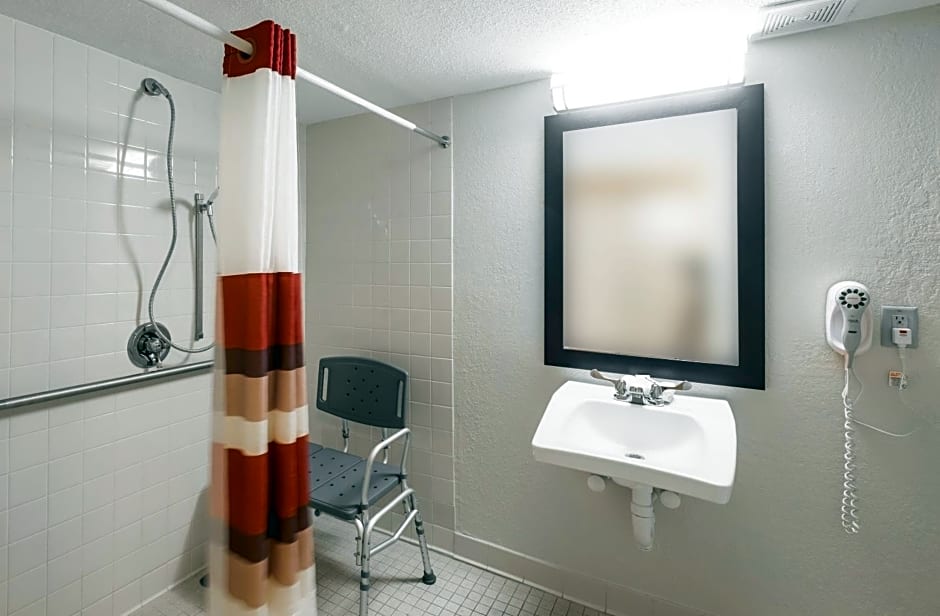 Red Roof Inn PLUS+ South Deerfield - Amherst