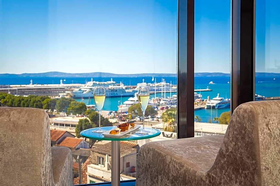 Hotel Luxe