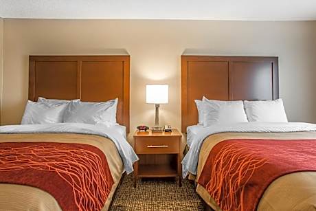 Queen Room with Two Queen Beds - Disability Access