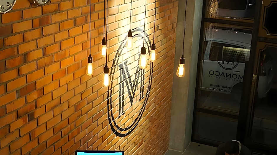 Monaco Boutique Hotel Kampung Air