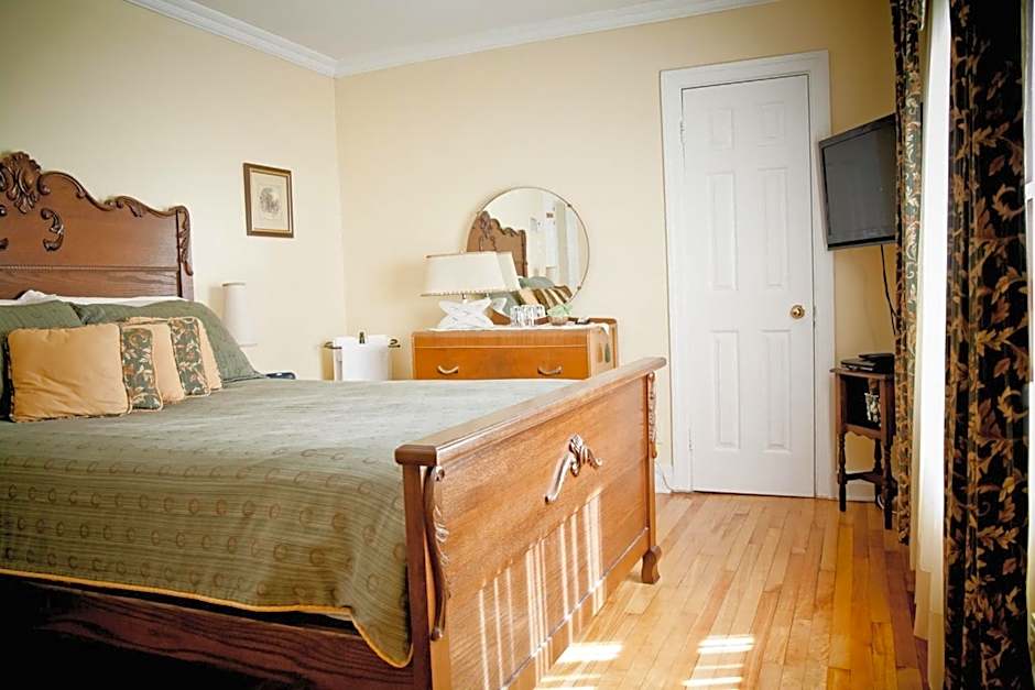 Maison Des Jardins B & B