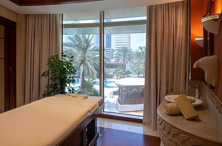 The Diplomat Radisson Blu Residence