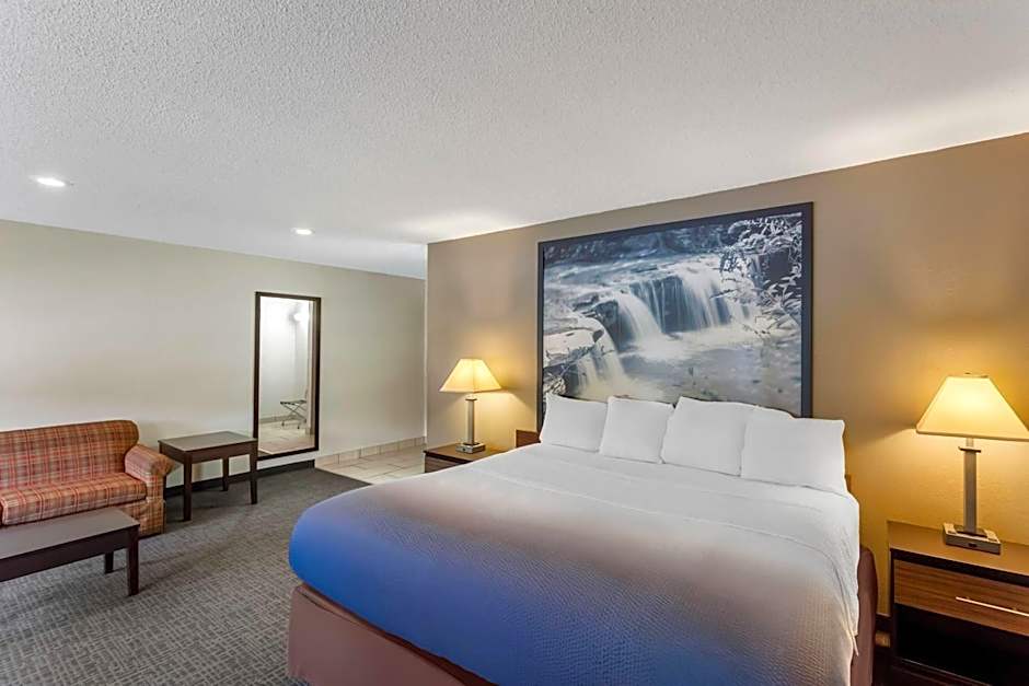 Photo 1 of 4 of Studio 1 King Bed Suite