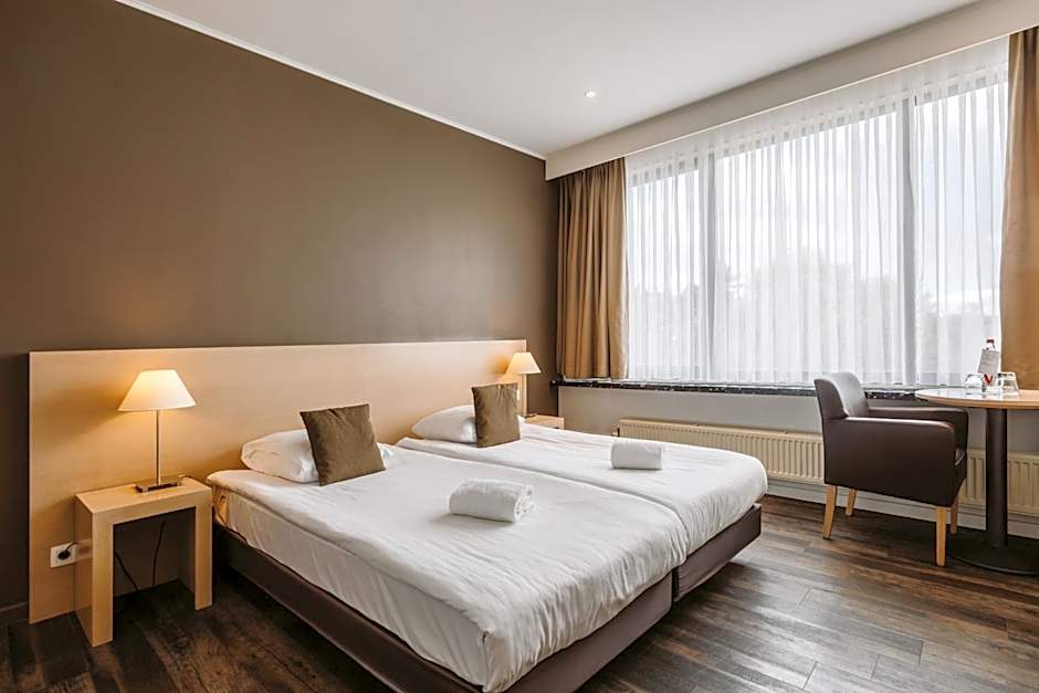 Serwir Hotel