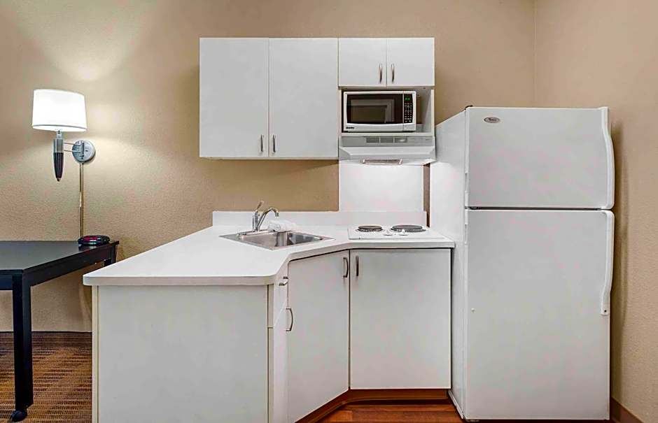 Extended Stay America Select Suites - Chicago - Lisle