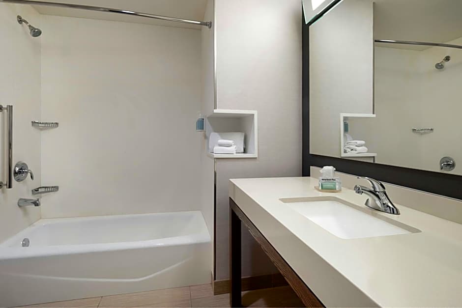 Courtyard by Marriott Redwood City