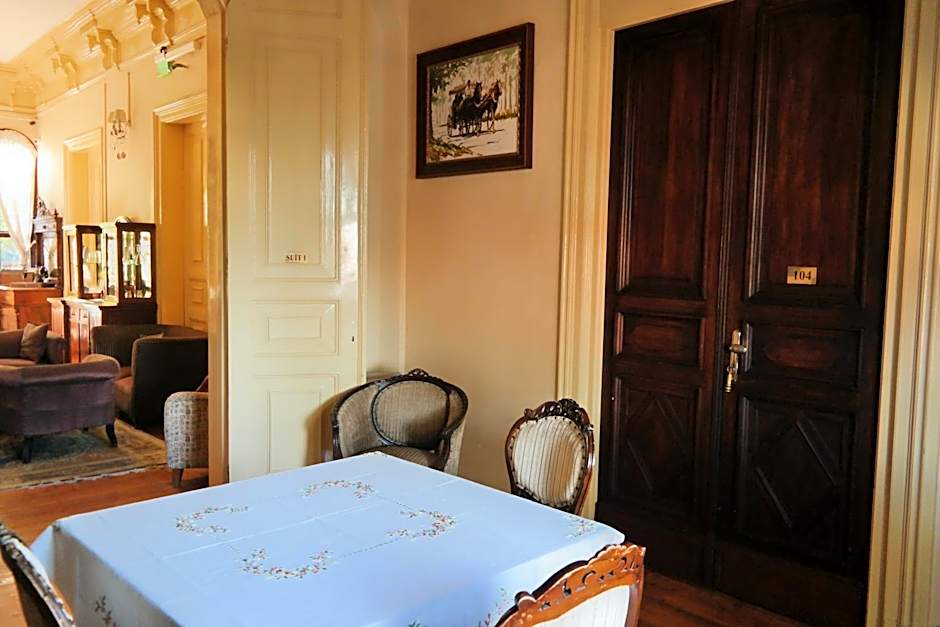 Büyükada Anastasia Meziki History Mansion