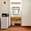 Super Rest Inn