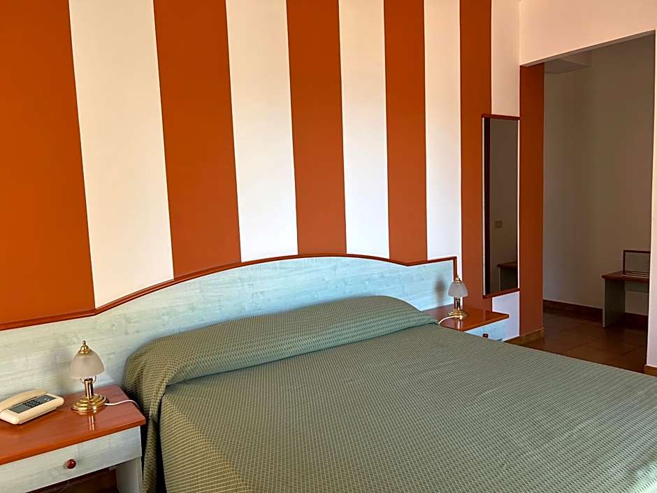 Hotel Soleado