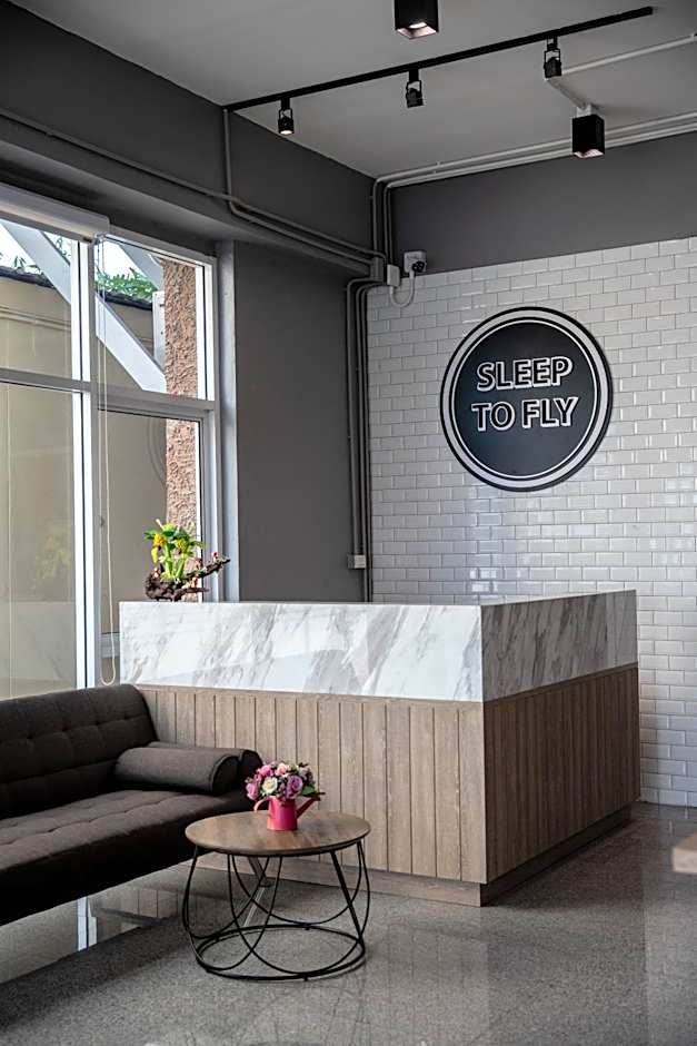 SLEEP TO FLY HOTEL & HOSTEL suvarnabhumi airport