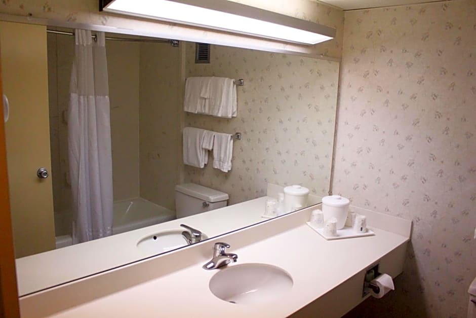 Ramada by Wyndham Alpena