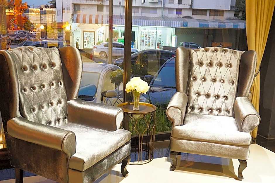 TARIS ART HOTEL PHRAE