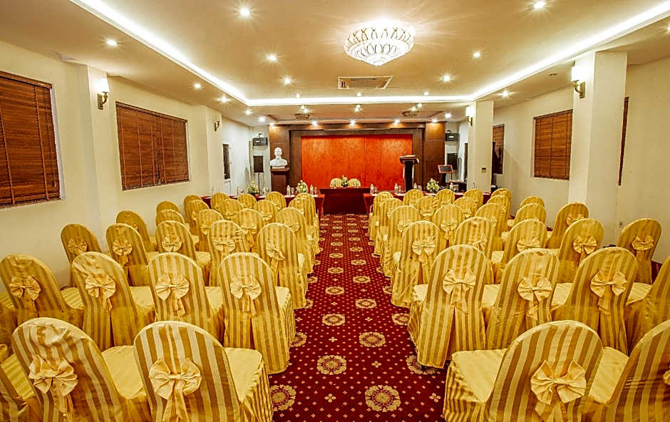Muong Thanh Vinh Hotel