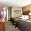 Comfort Inn & Suites Piqua-Near Troy-I75