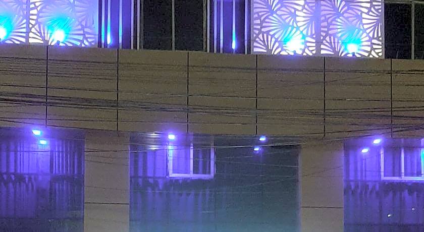 Golden Heaven Hotel & Restaurant