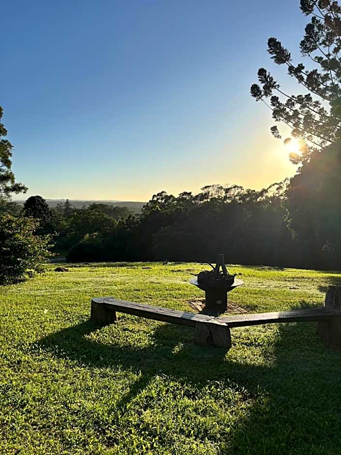 Noosa Hinterland Escape
