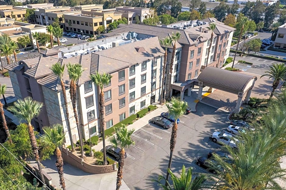 Country Inn & Suites by Radisson, Ontario at Ontario Mills, CA