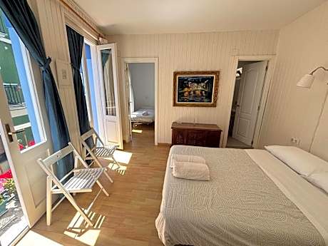 Deluxe Double Room with Balcony