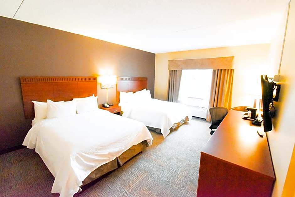 CANAD INNS DESTINATION CENTRE GARDEN CITY