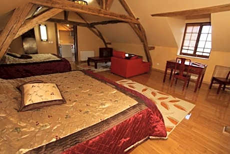 Suite (6 Adults)