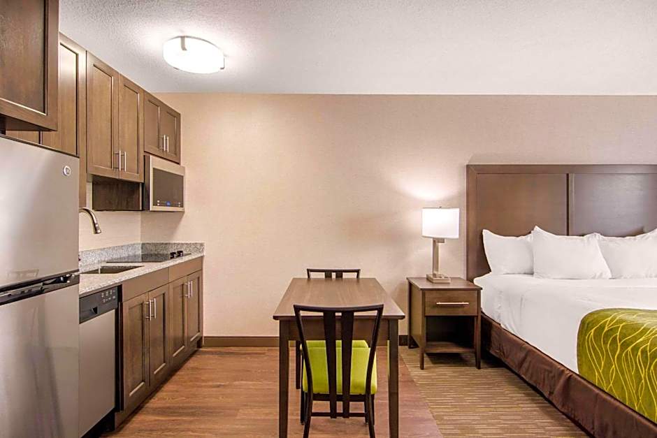 Comfort Inn & Suites