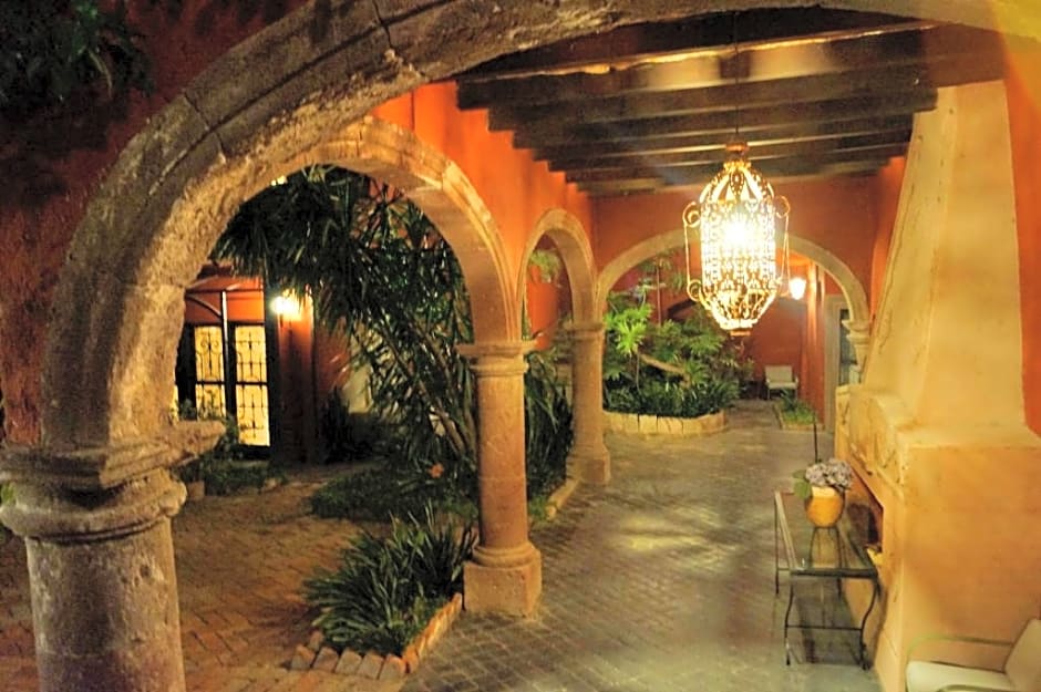 Casa Luna Hotel Boutique