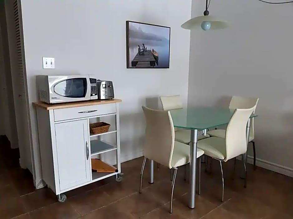 Magog Waterfront Condo