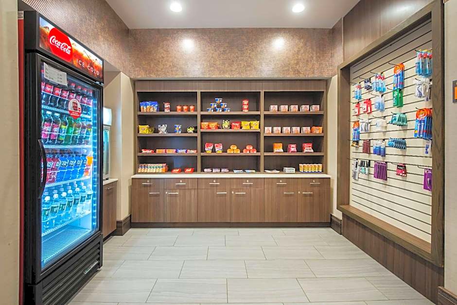 La Quinta Inn & Suites by Wyndham Buffalo Amherst