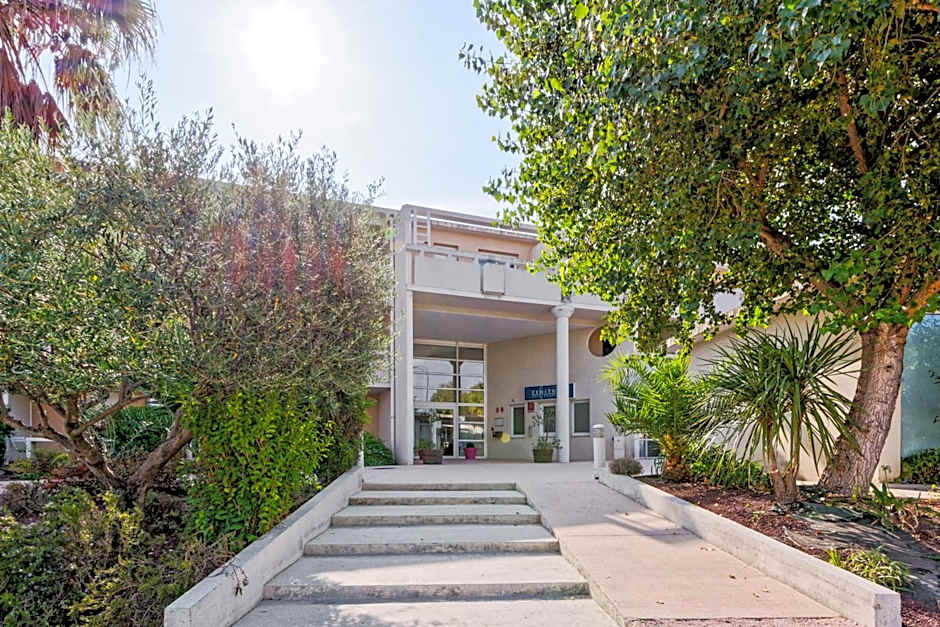 Comfort Aparthotel Six-Fours