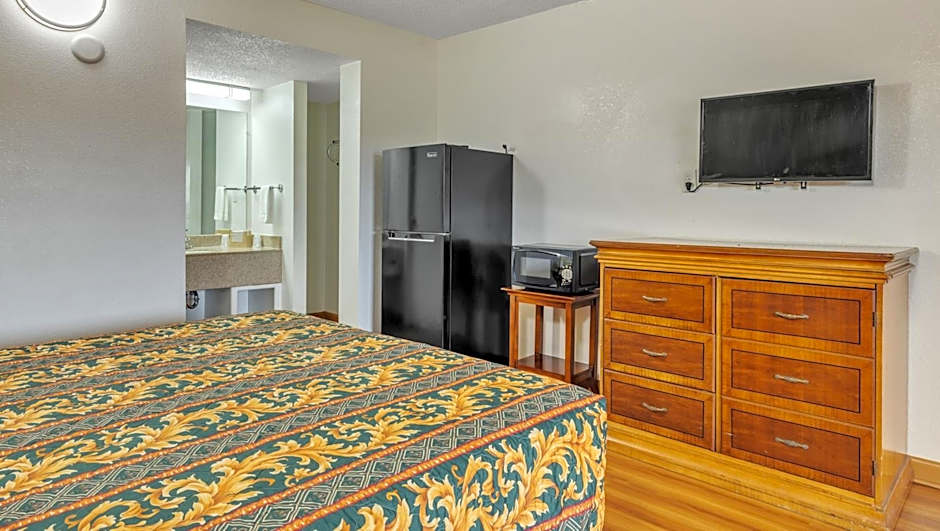 Studios and Suites 4 Less Emporia By Magnuson Worldwide