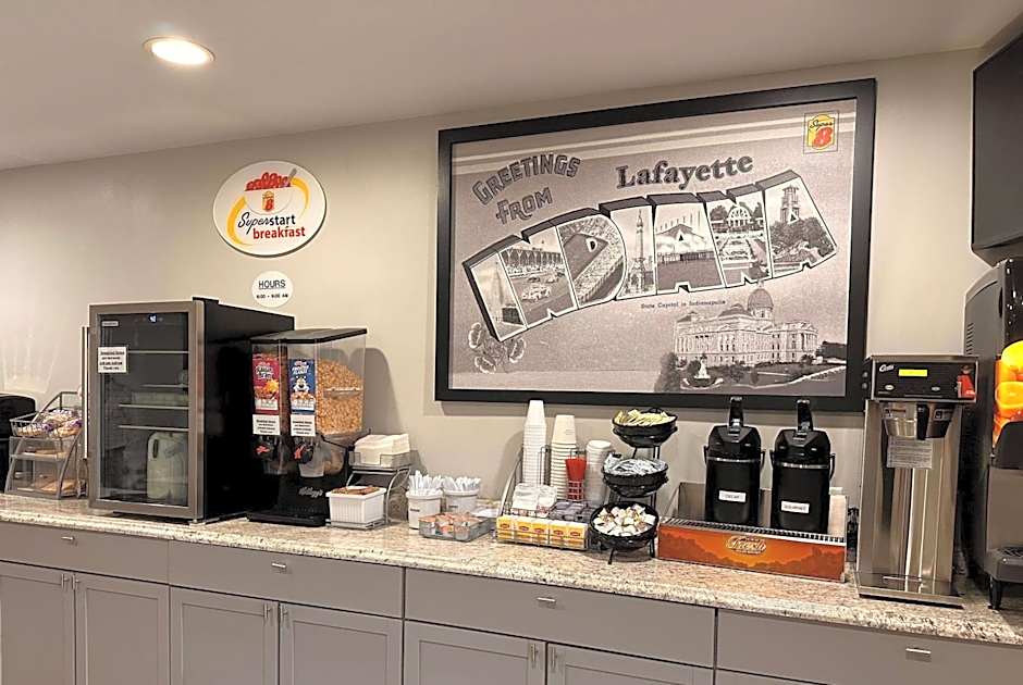 Super 8 by Wyndham Lafayette / Purdue Area