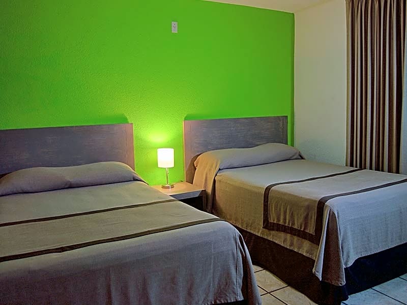Sunrock Hotel & Suites