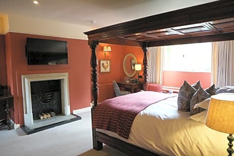 Double Room with Four Poster Bed
