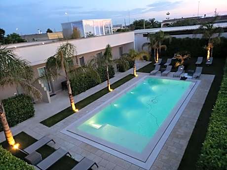 Deluxe Double Room with Terrace