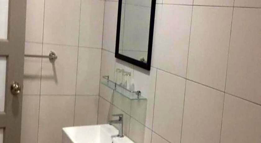 OYO 89492 Carlton Inn Bukit Ubi