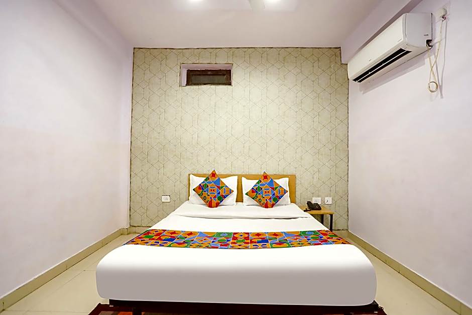 FabHotel Pranjul Inn