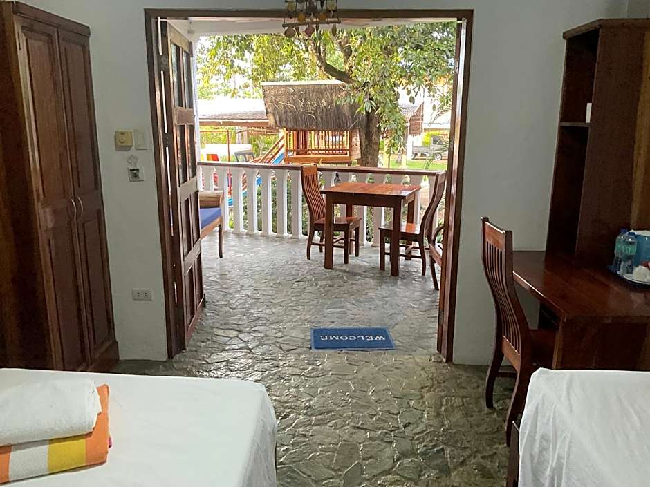 Photo 1 of 1 of 2 Beds, Balcony