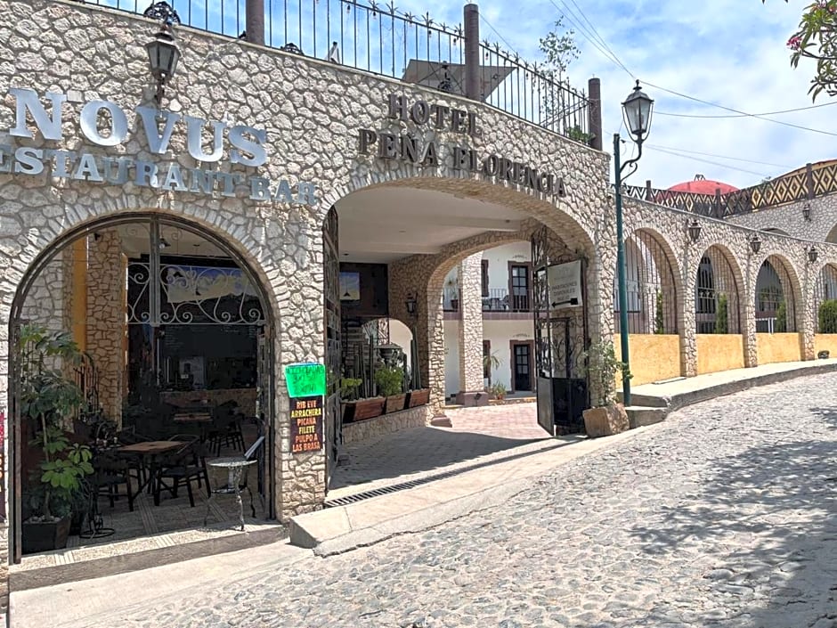 Hotel Peña Florencia