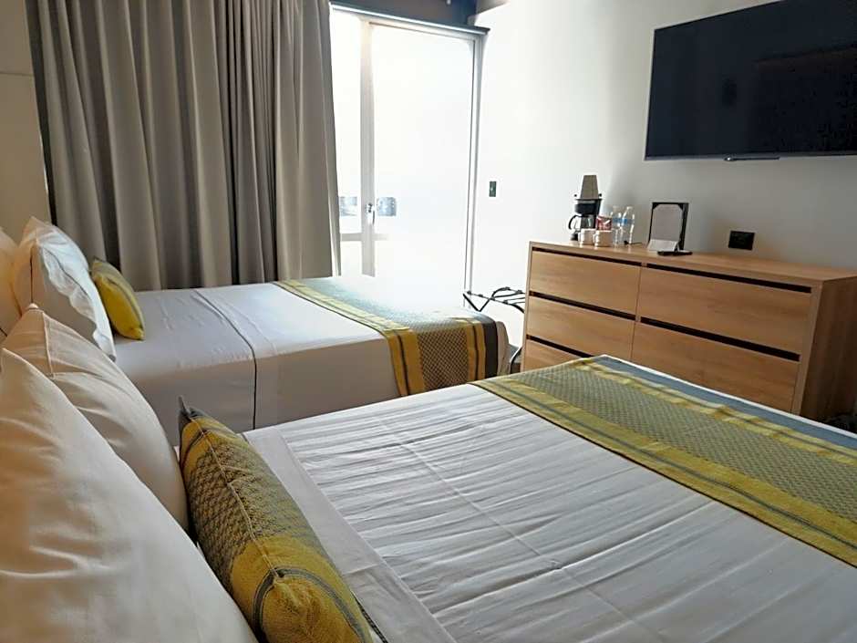 Hotel Block Suites