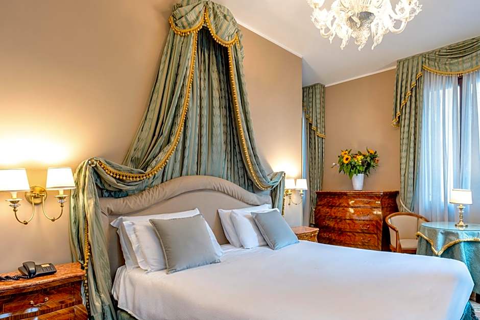 Hotel Al Ponte Dei Sospiri