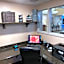 Holiday Inn Express Hotel & Suites Grand Forks By IHG