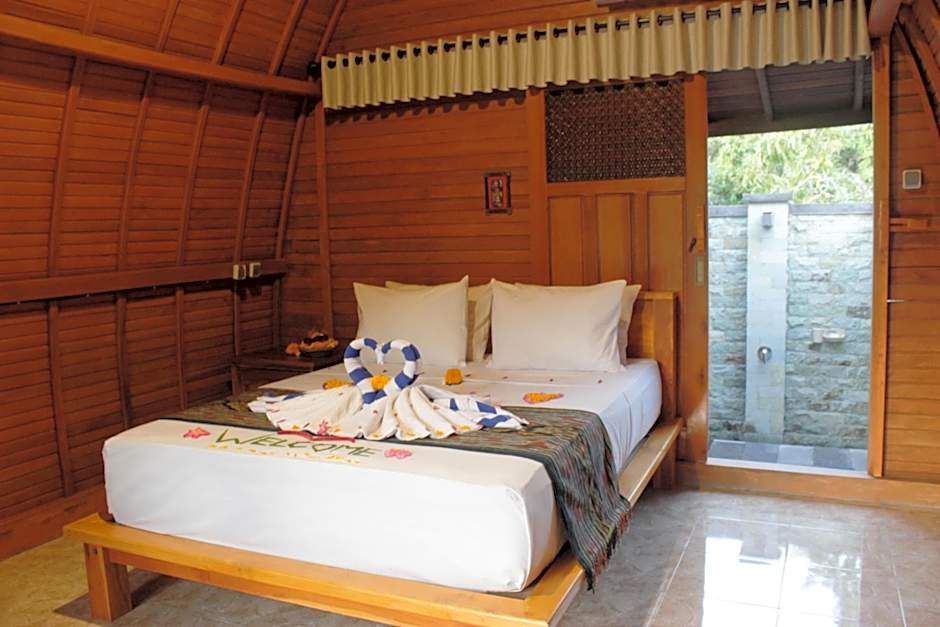 Kubu Padi Wooden House