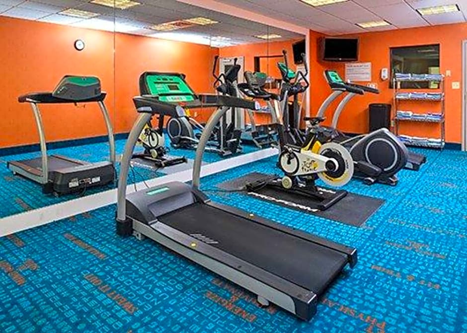 Holiday Inn Express & Suites Junction City By IHG