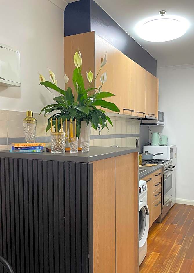 Compton Street Apartment