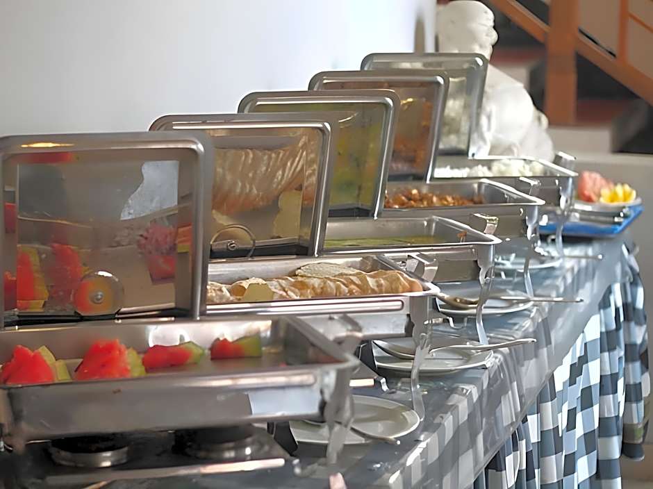 Kamini Legian Hotel